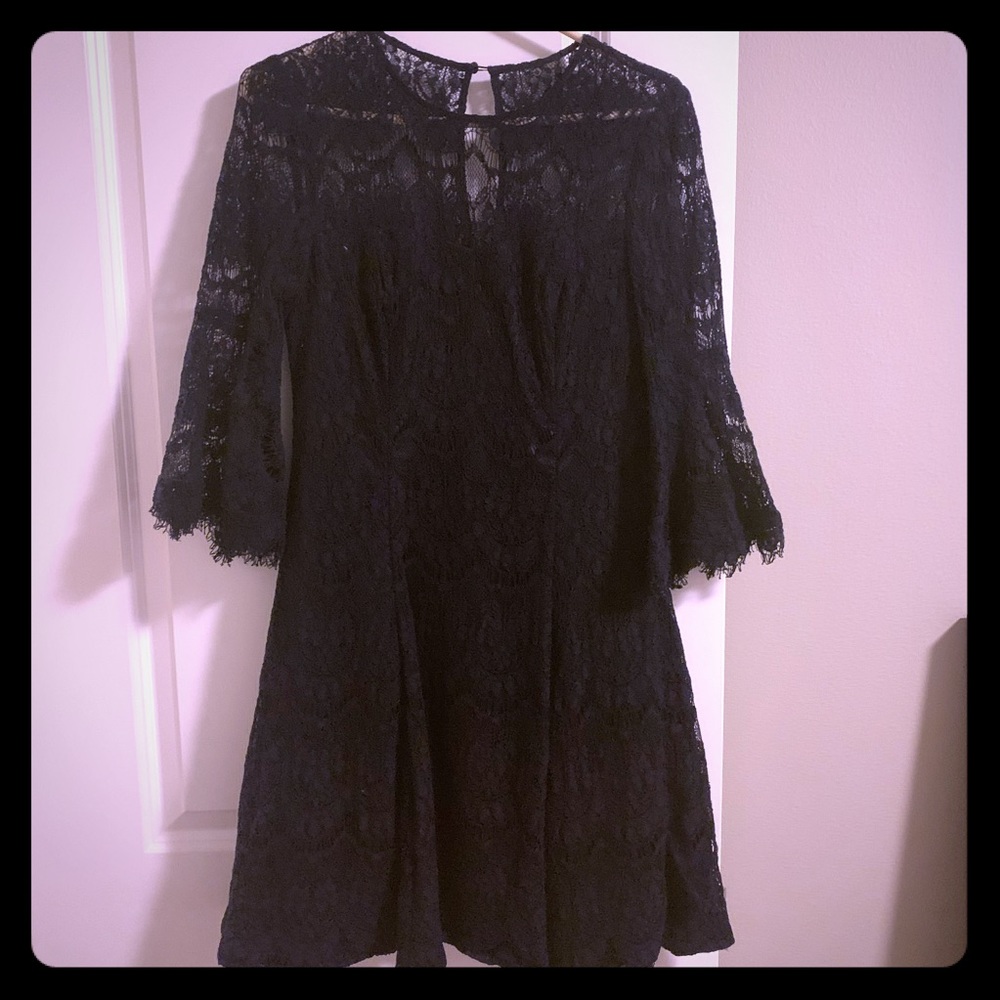Lace dress worn once
